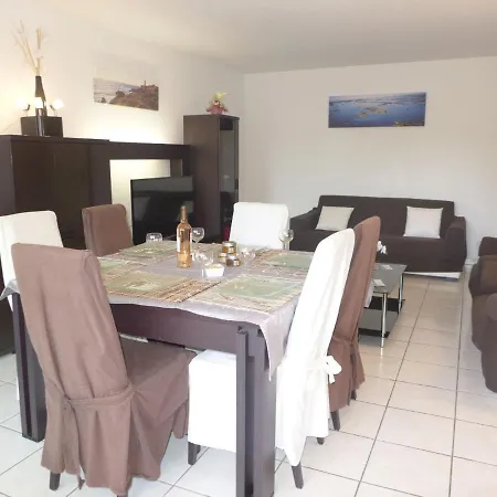 Le Clos Saens-1 By Interhome Appartamento