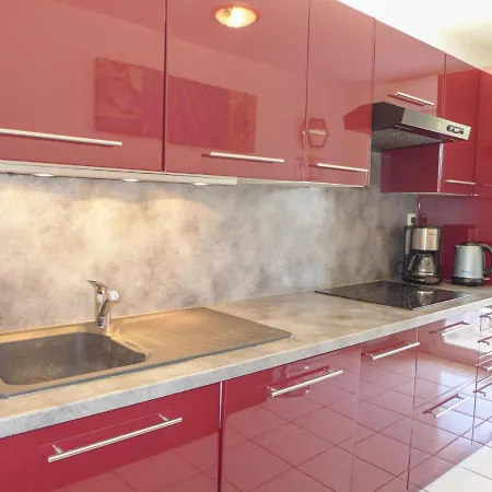 Le Clos Saens-1 By Interhome