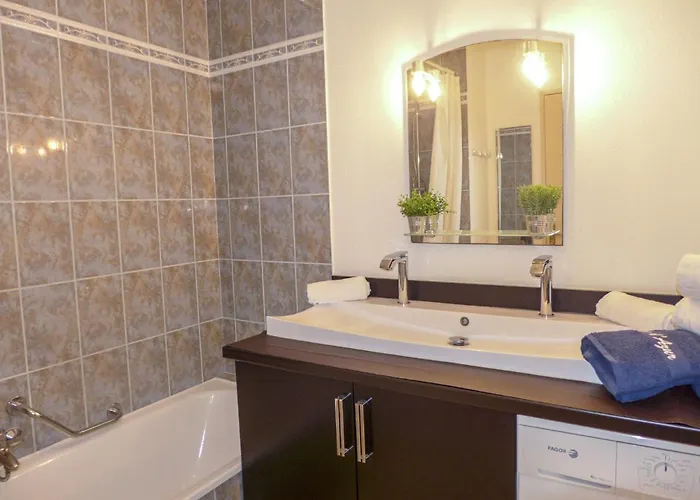 Le Clos Saens-1 By Interhome